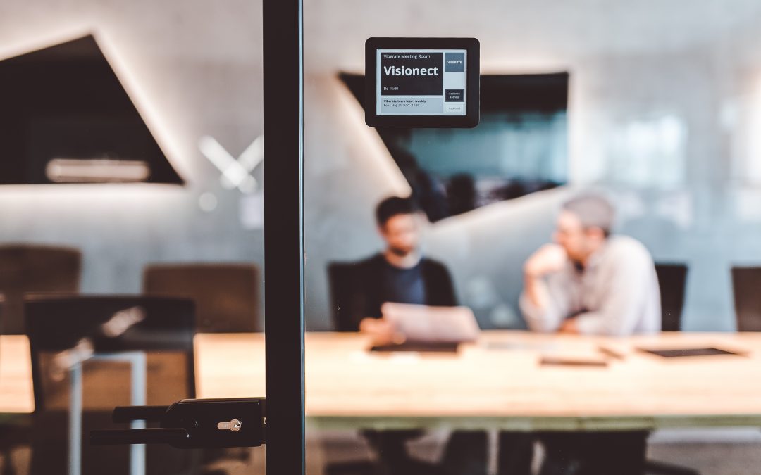 Digital door displays: a growing trend or a basic necessity?
