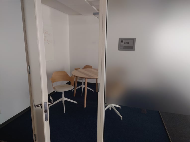Joan 6 device in Cloudmore meeting room