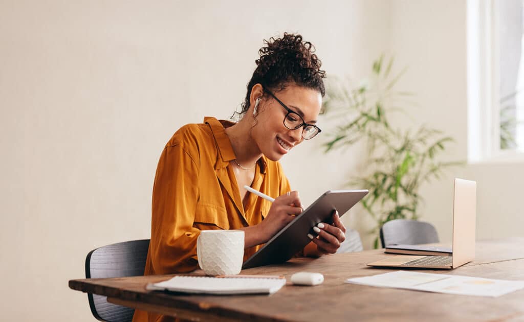 hybrid workplace tools